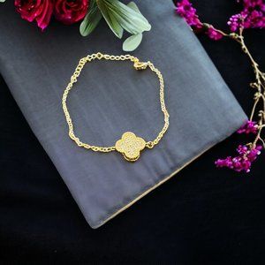 Full Zirconium Gold Clover Bracelet